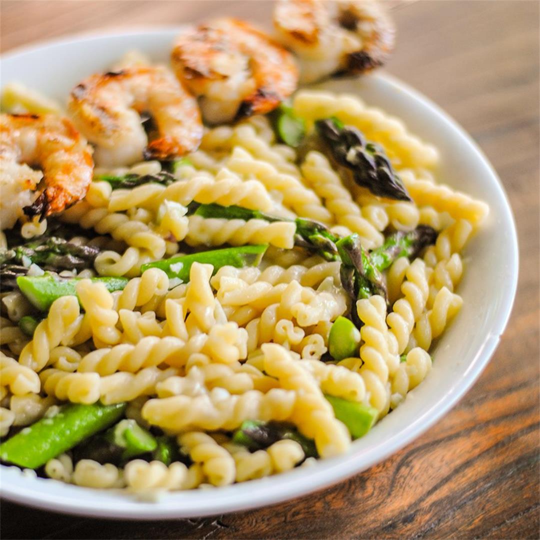 pasta with asparagus and grilled shrimp