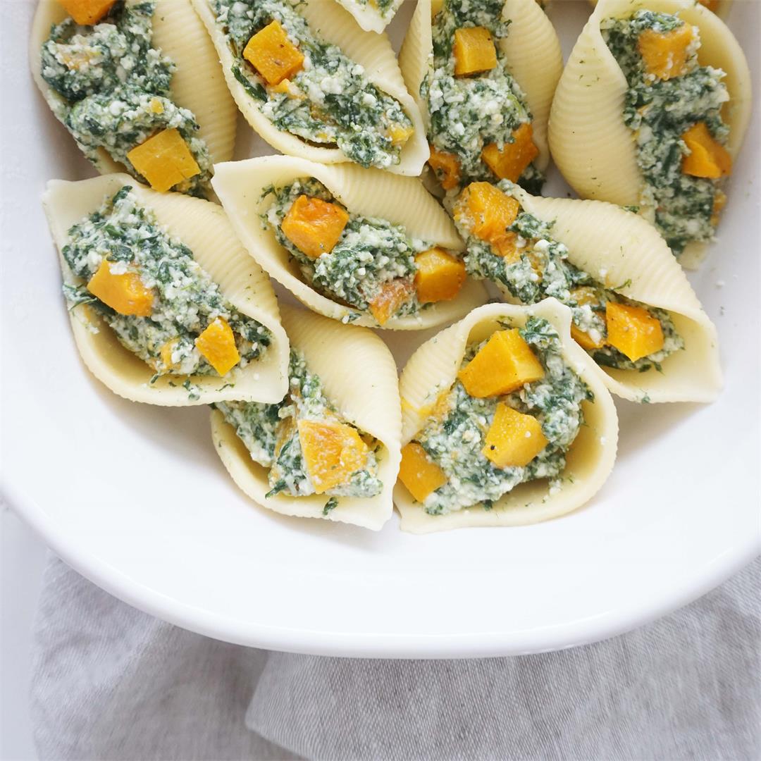 Stuffed pasta shells with butternut squash, ricotta and spinach