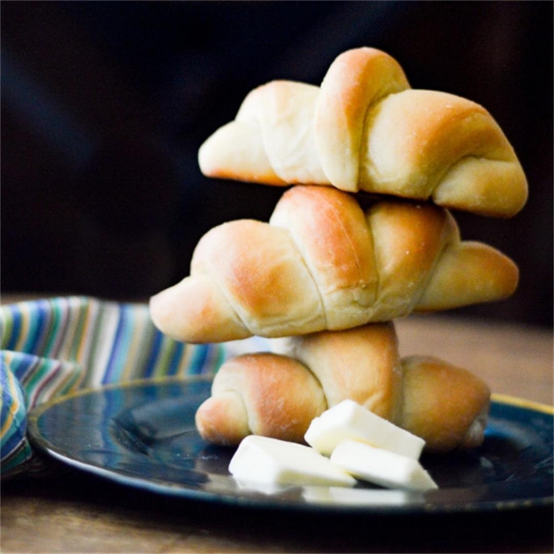 Homemade Buttery Bread Rolls