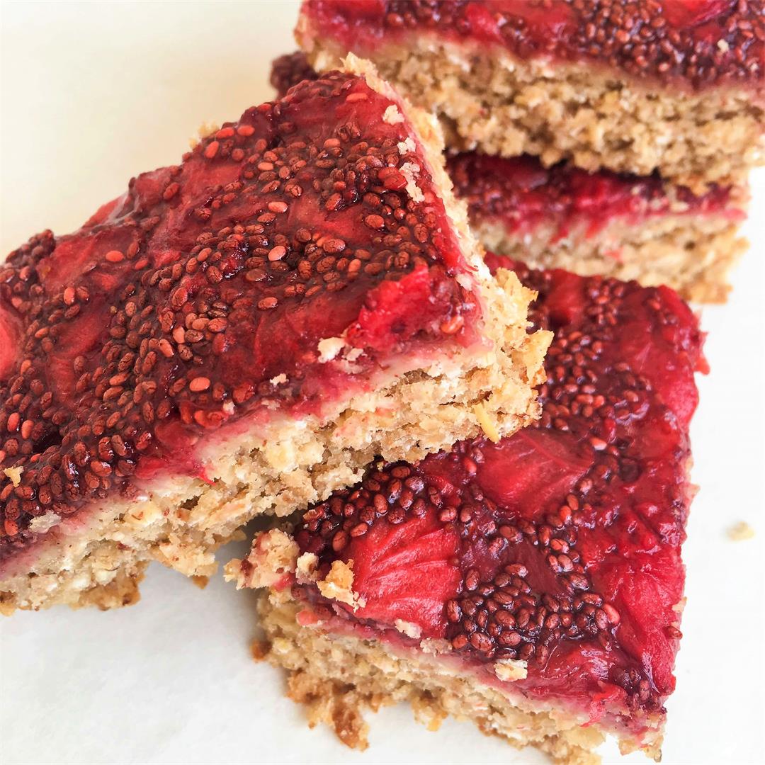 Peanut butter and jelly oatmeal bars