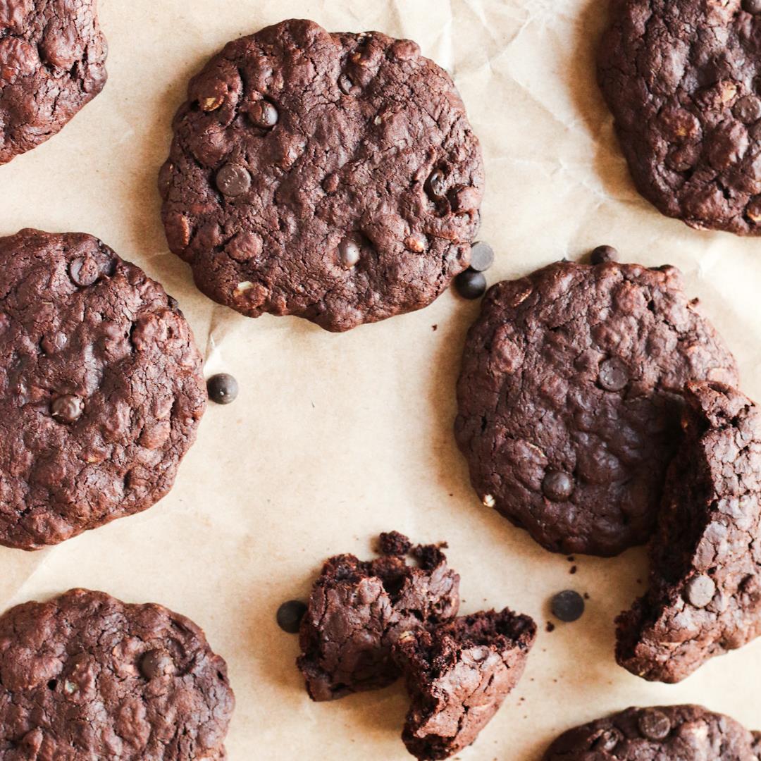 Brownie like Fudgy dark Chocolate Oatmeal Cookies