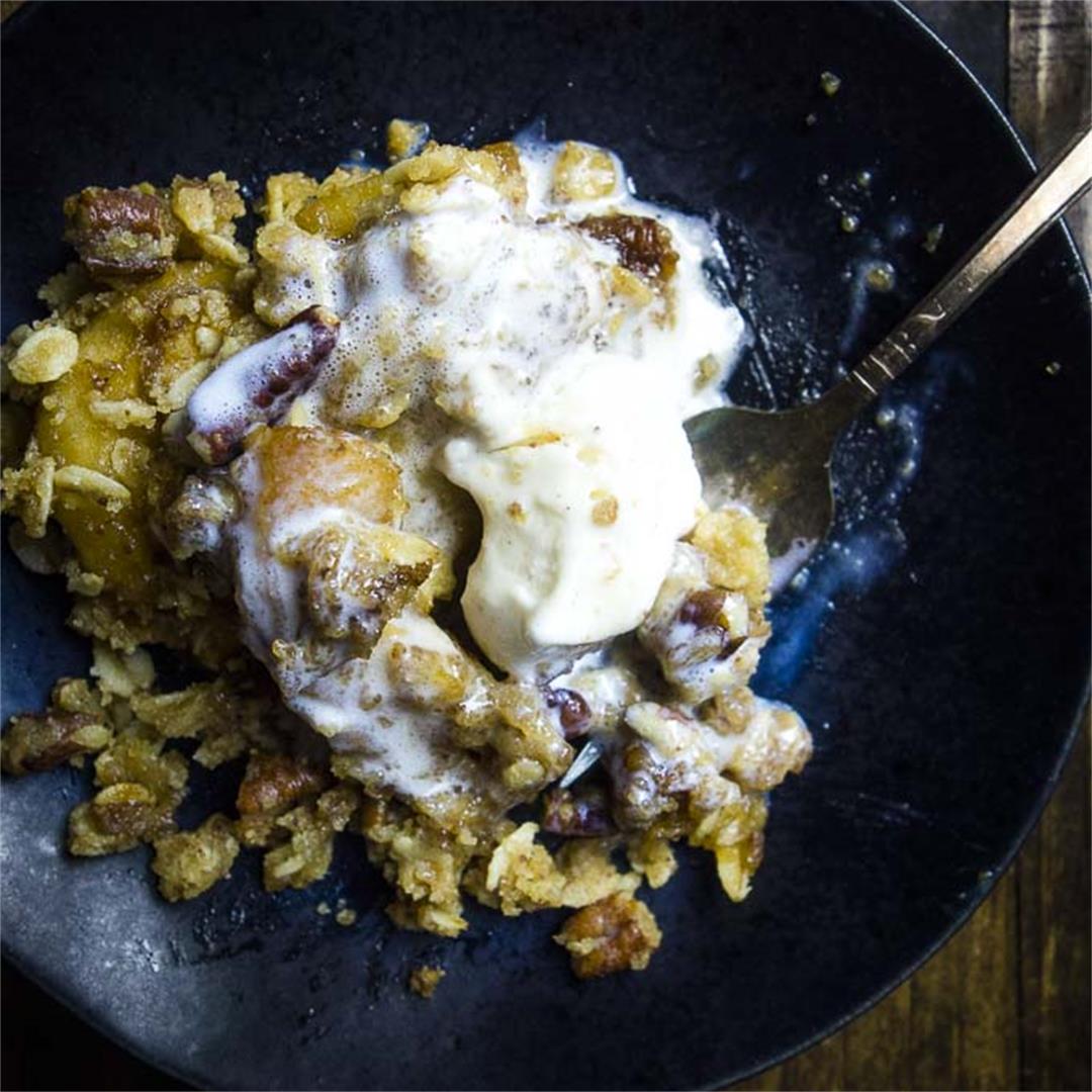 Homemade Apple Crisp with Brown Butter