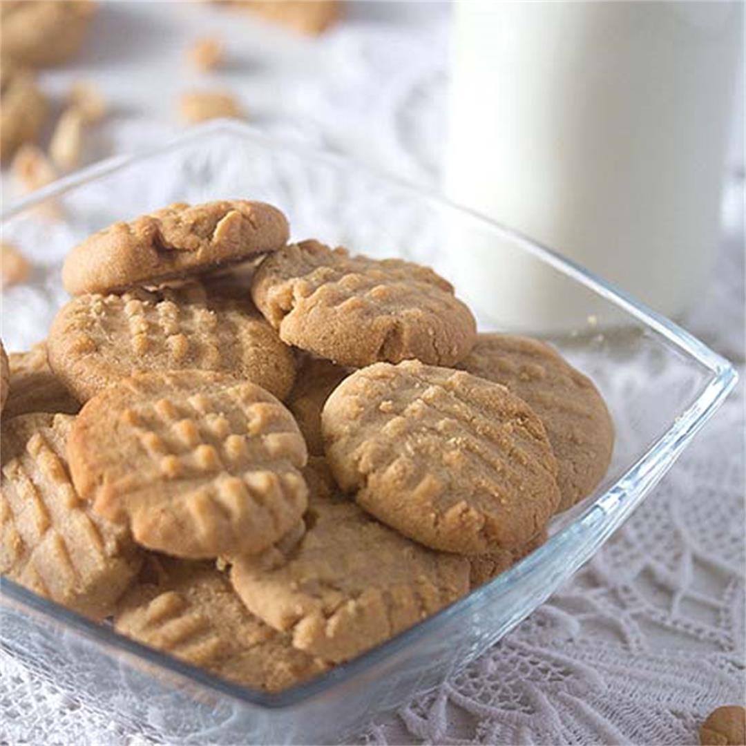 Simple Peanut Butter Cookies Recipe