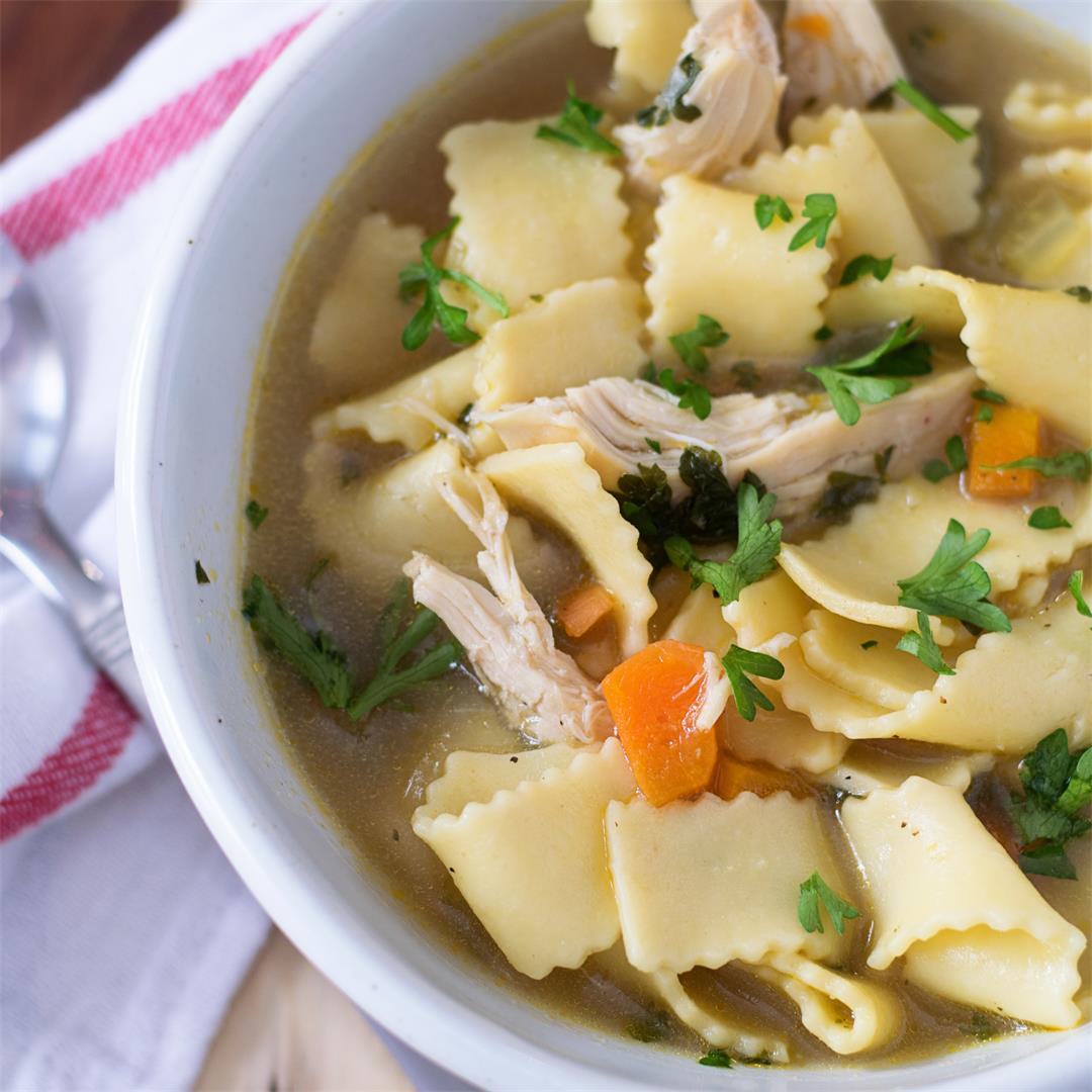 Easy 10 Min Chicken Noodle Soup in the Instant Pot