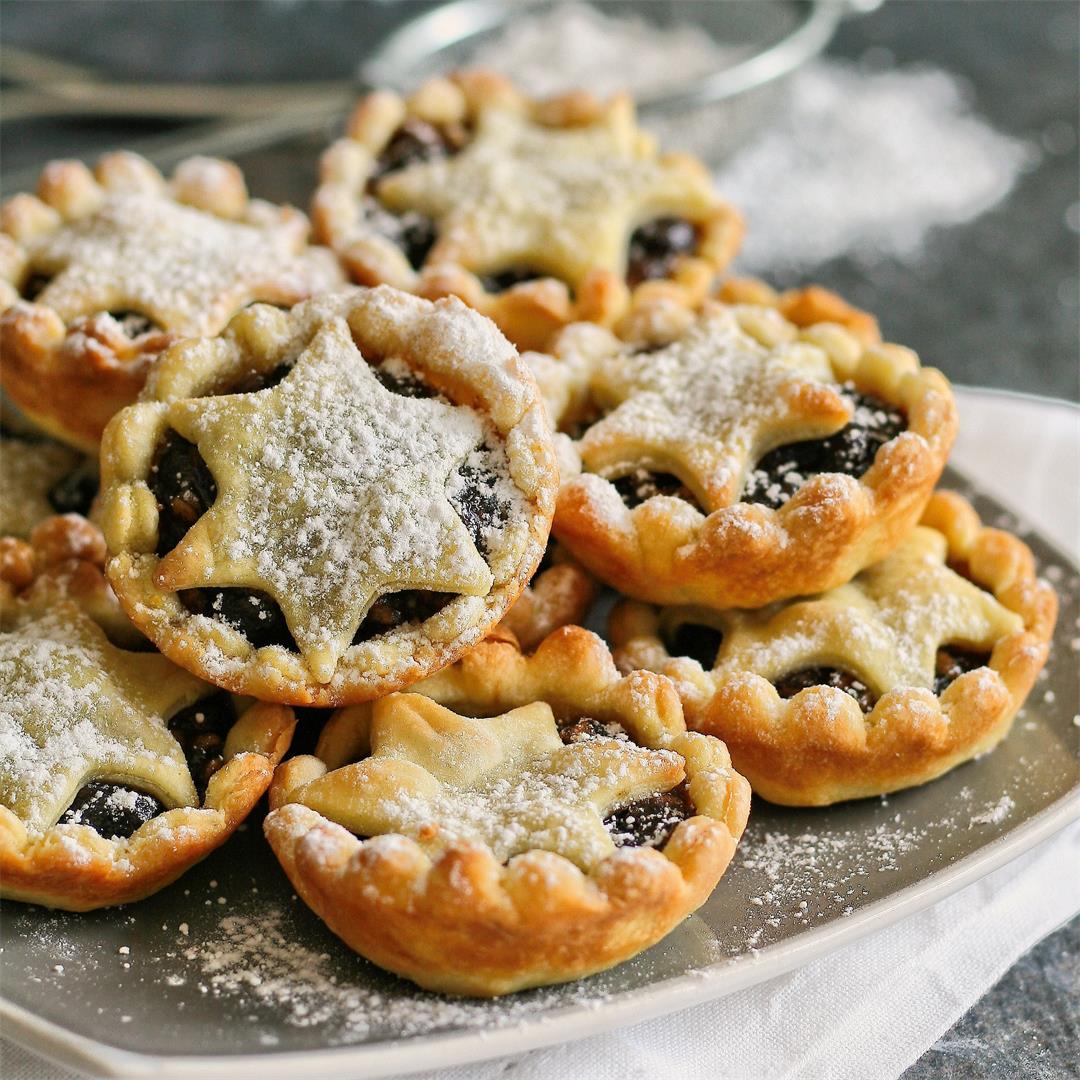 Star topped mince pies