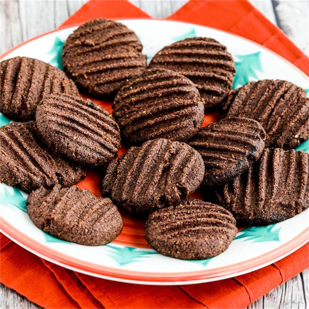 Flourless Sugar-Free Chocolate Shortbread Cookies