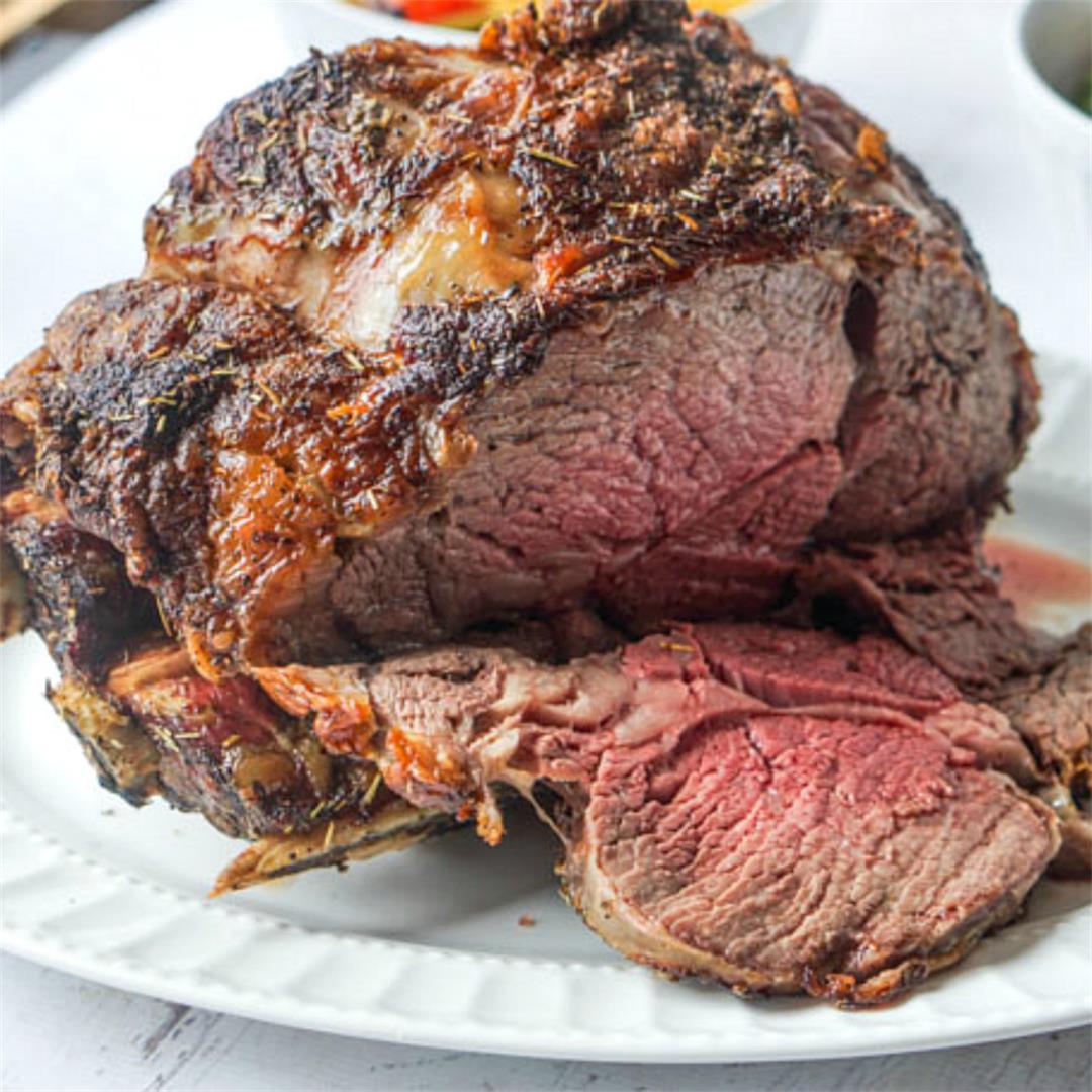 Easy Low Carb Christmas Dinner of Rib Roast & Sides