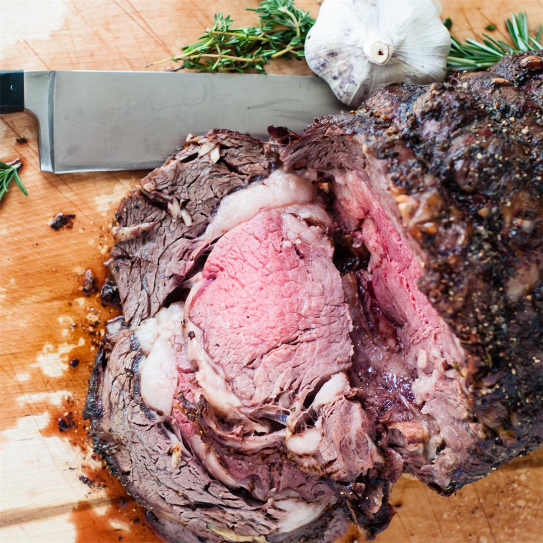 Perfectly Seasoned and Cooked Prime Rib Roast Beef
