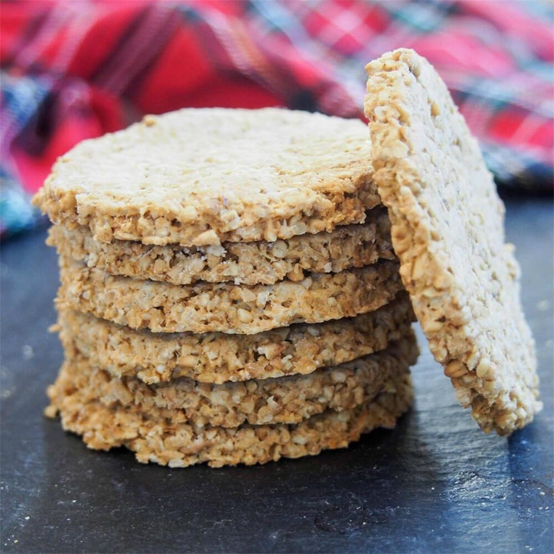 Oatcakes (Scottish oat crackers)