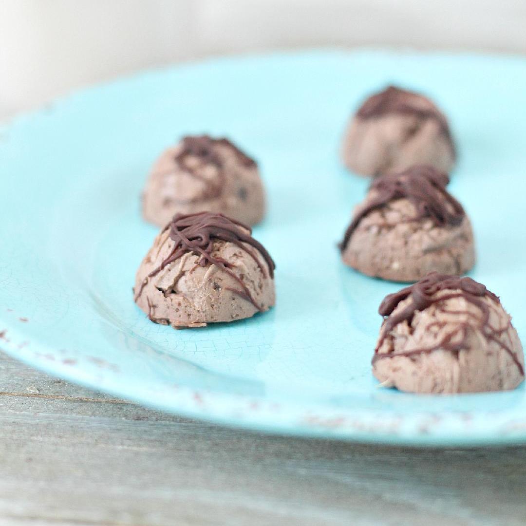 Low Carb Chocolate Fat Bombs