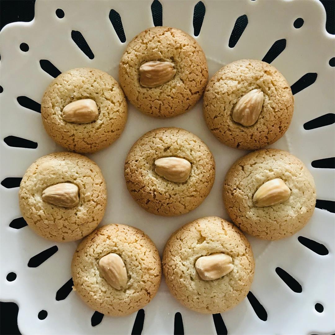 Chewy Amaretti Cookies - Gluten Free