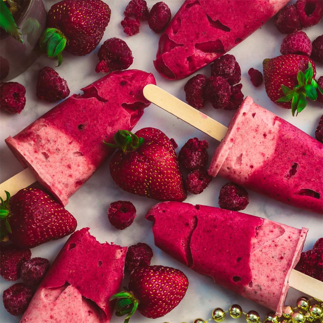 Raw Strawberry And Raspberry Popsicles (vegan and gluten-free)