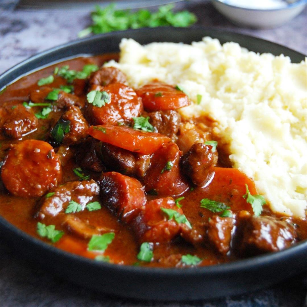 Slow cooker beef and chorizo casserole
