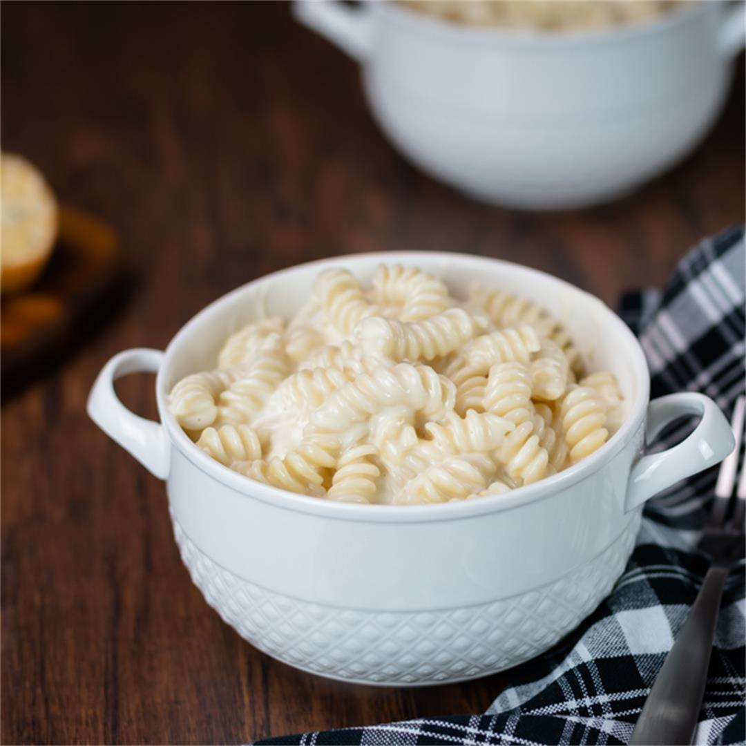 Instant Pot White Cheddar Jack Mac N Cheese