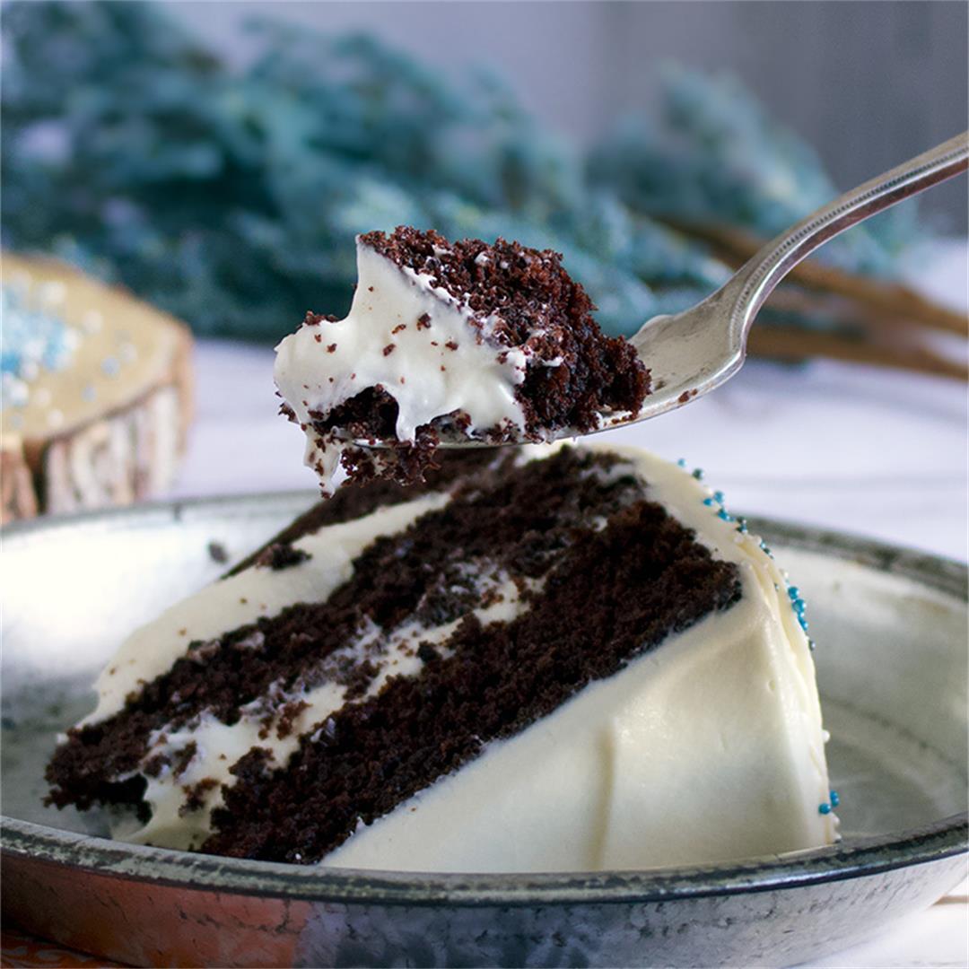Perfect Devil's Food Chocolate Cake
