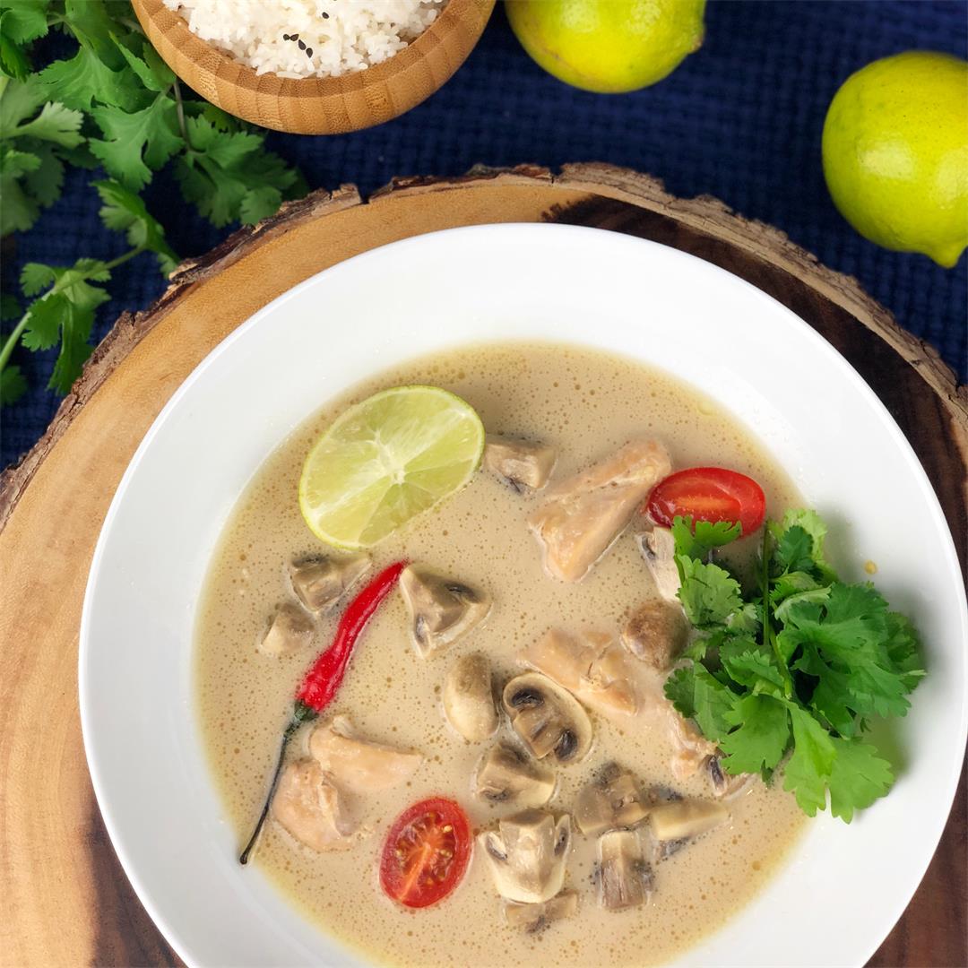 Tom Kha Gai (Thai Coconut Chicken Soup)