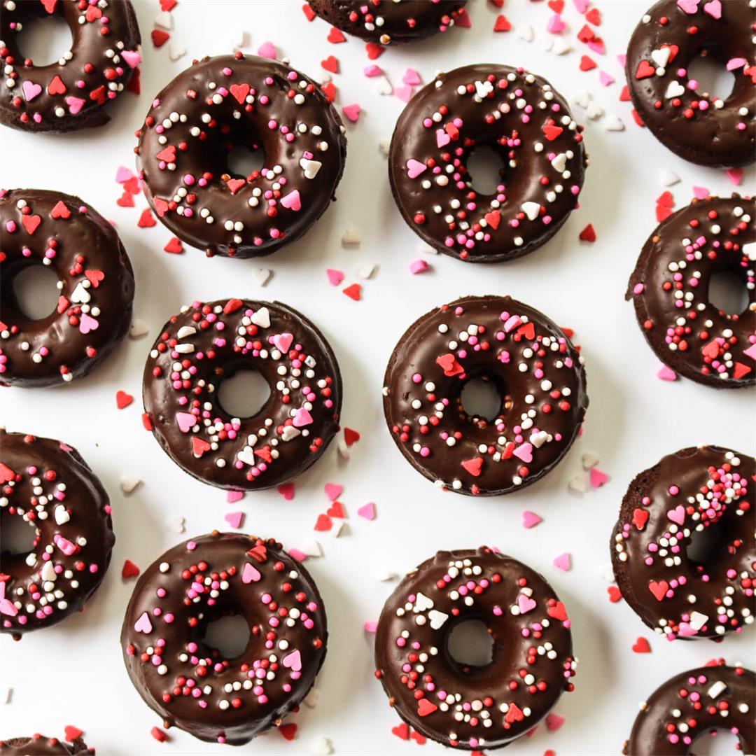 Double Chocolate Flourless Paleo Donuts
