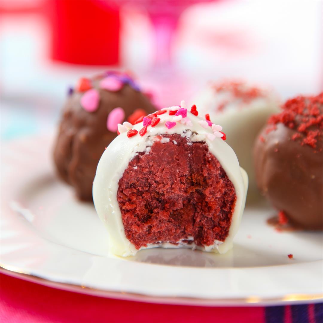 Red Velvet Cake truffles