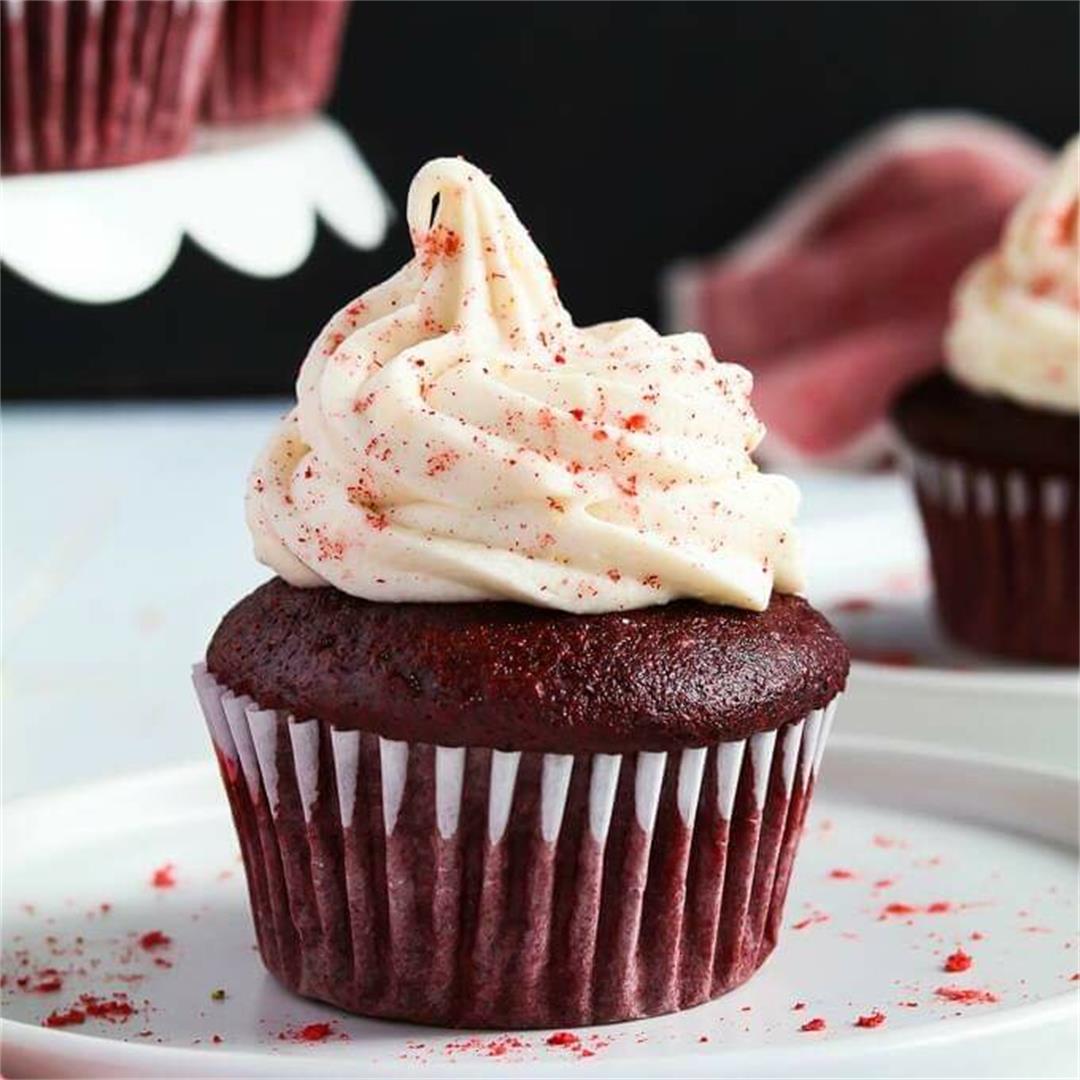 Vegan red velvet cupcakes with cream cheese frosting