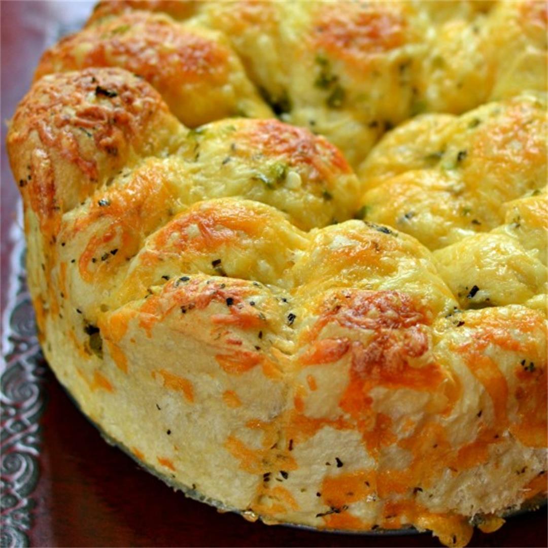 Cheddar Pull Apart Bread (Using Ready Made Douugh)