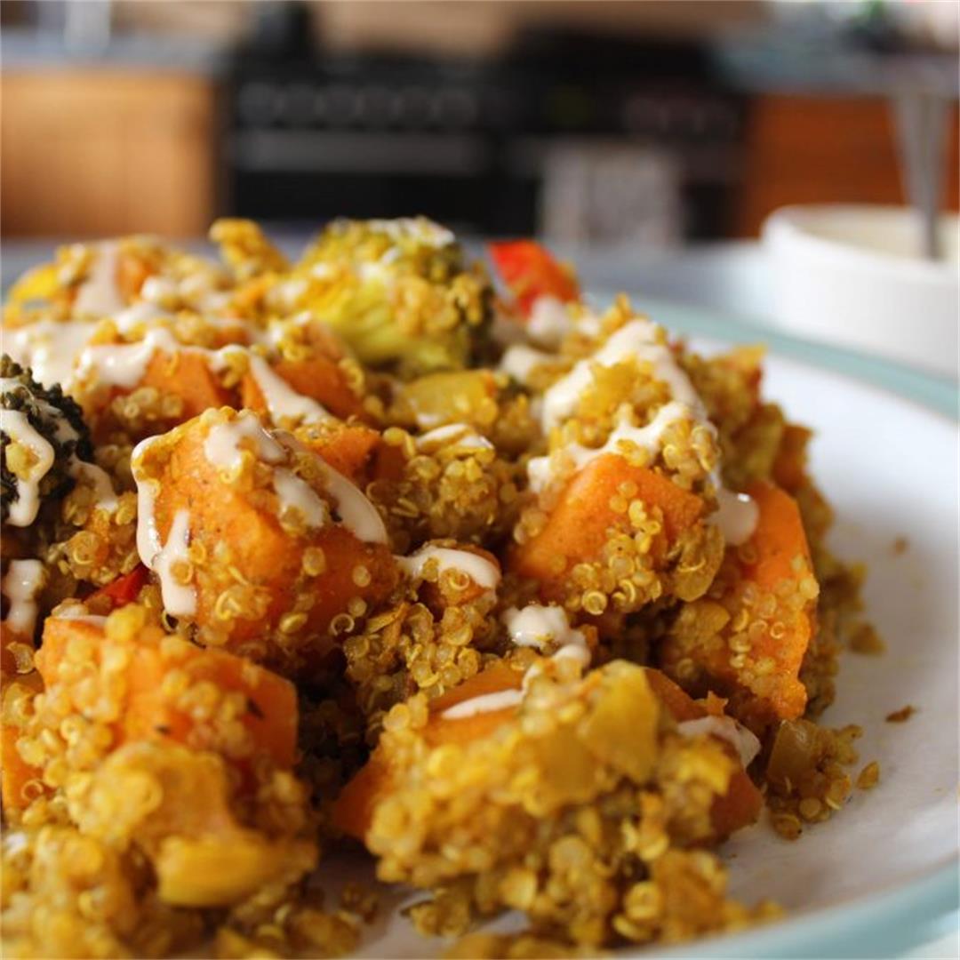 Derefine | Quinoa with Roasted Vegetables & Tahini Dressing