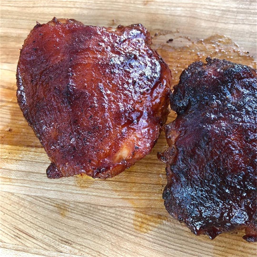 Smoked Chicken Thighs: An Easy Trick for Bite Through Skin