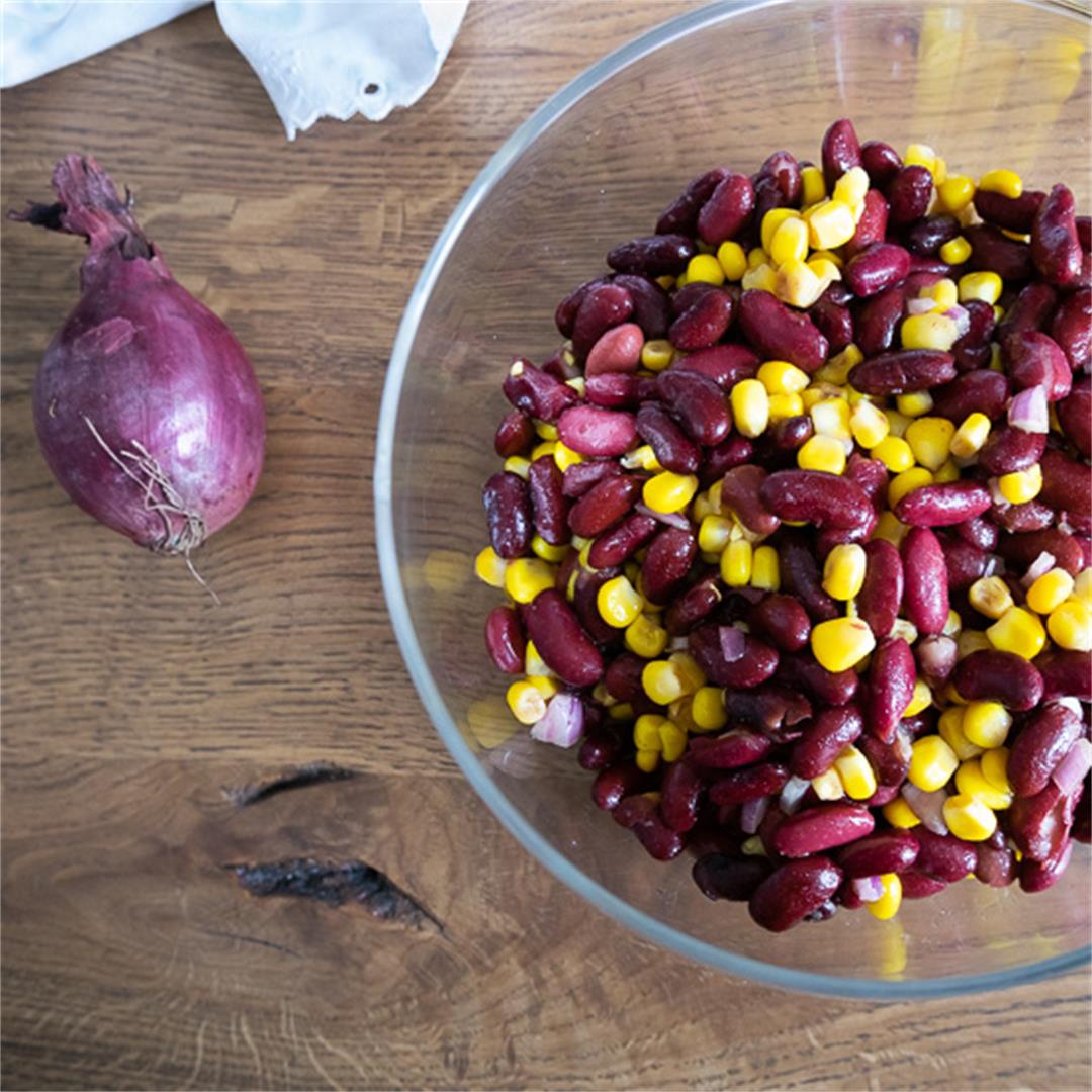 Quick and Satiating Kidney Beans and Corn Salad With Red Onion