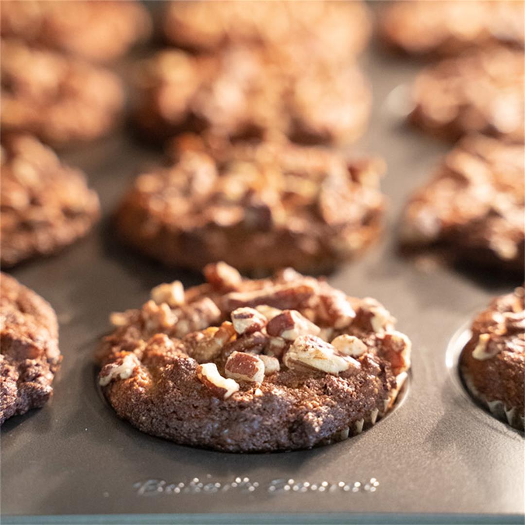 Healthy almond flour banana muffins