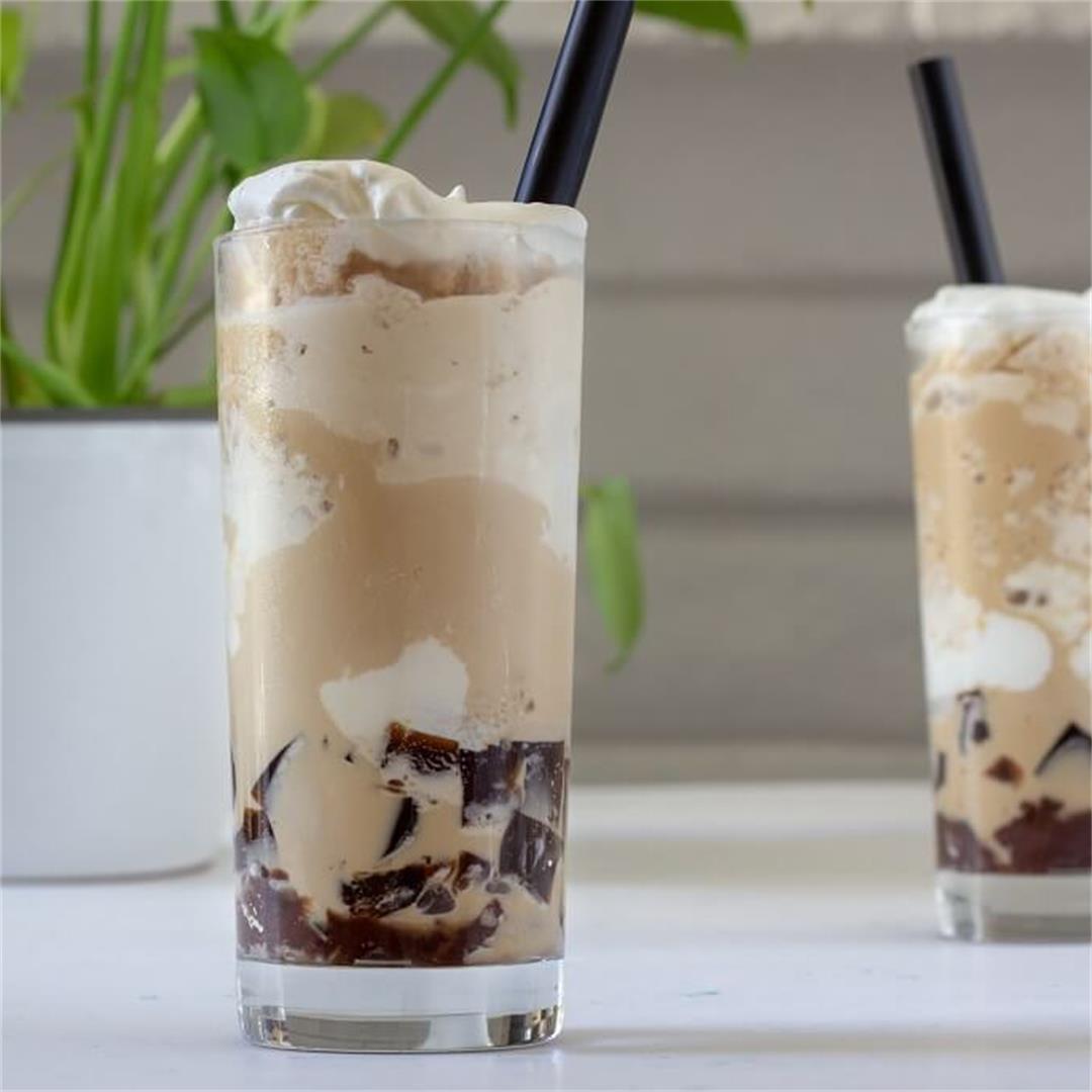 Frozen Coffee with Coffee Jelly and Red Bean