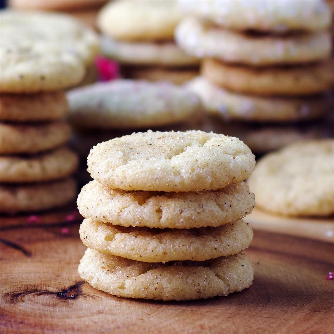 Melt-In-Your-Mouth Vanilla Sugar Cookies