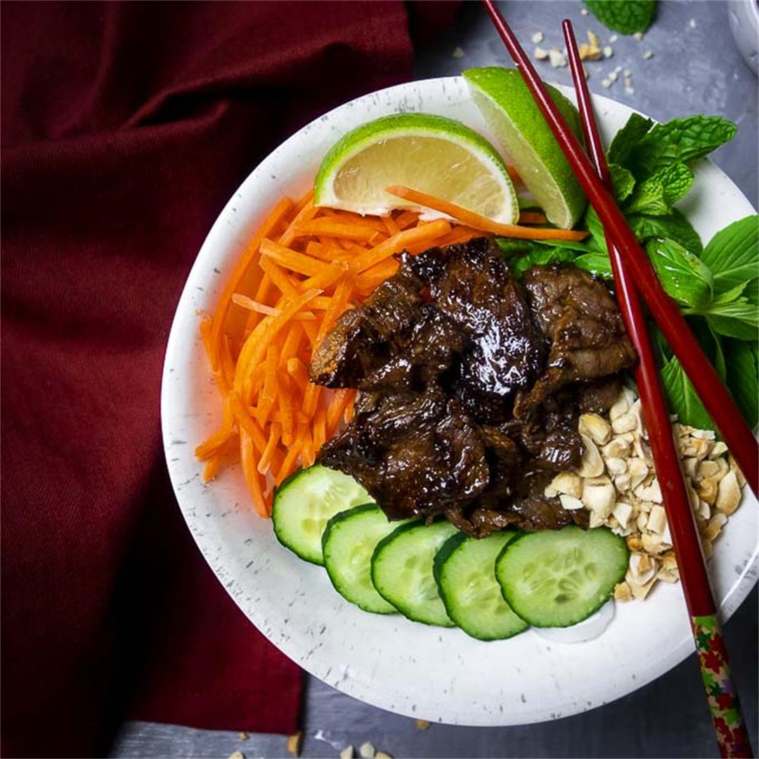 Vietnamese Noodle Salad with Lemongrass Beef