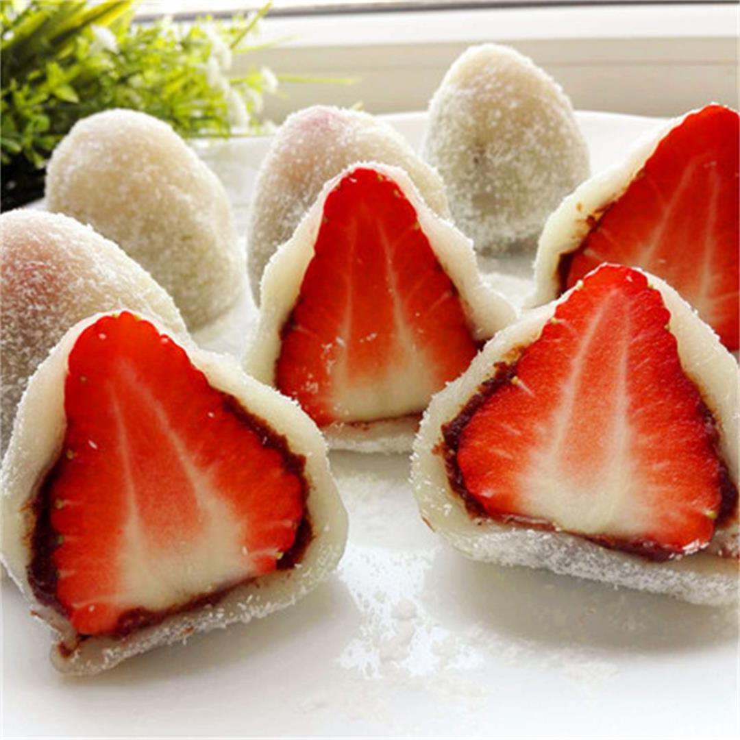 (Recipe) How to make Strawberry Mochi (Strawberry Daifuku)
