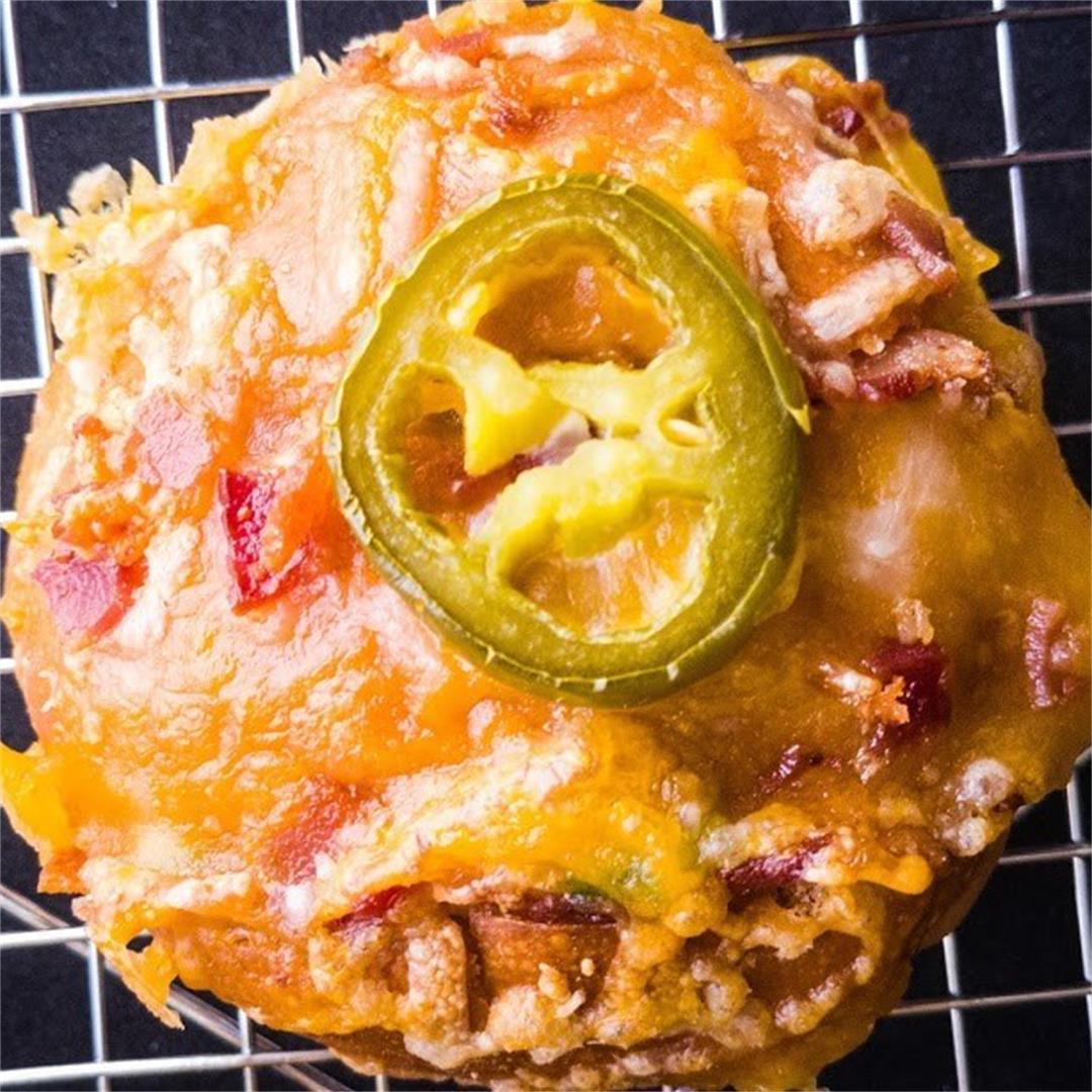 Jalapeno Bacon and Cheese Dinner Roll
