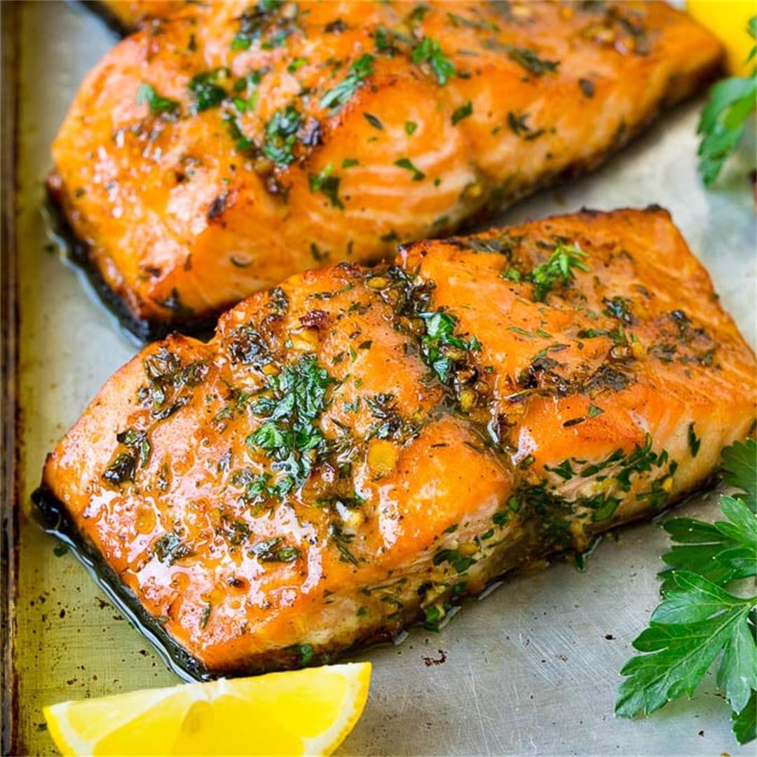 Baked Salmon with Garlic Butter