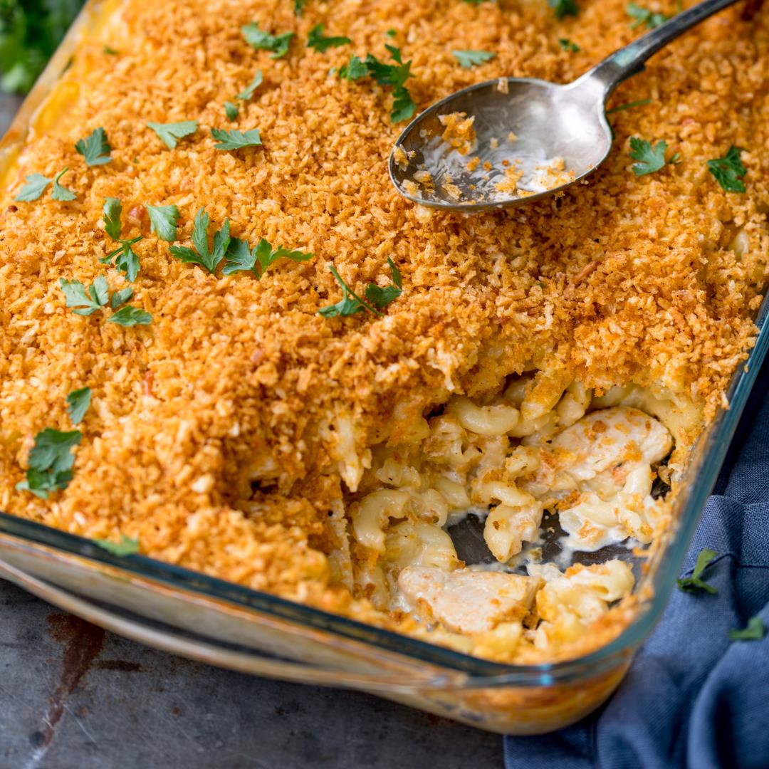 Mac and Cheese with Garlic Chicken