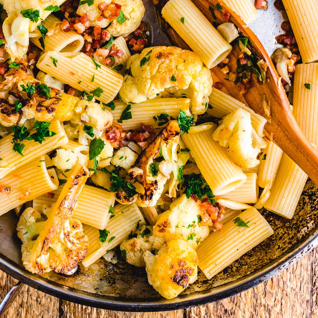 Rigatoni with Cauliflower and Bacon