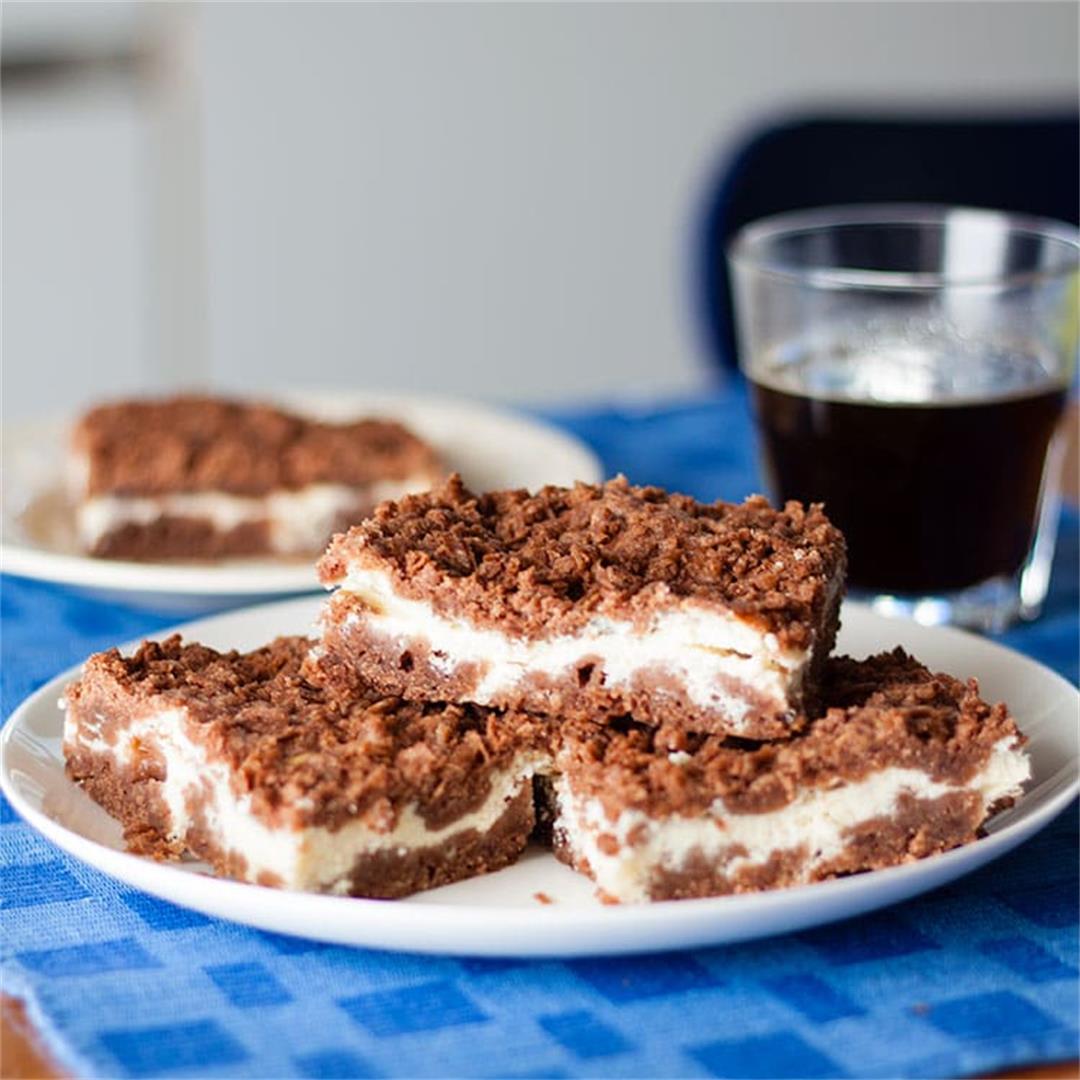 Friends in the Kitchen – Ivana's Chocolate Cheesecake slice