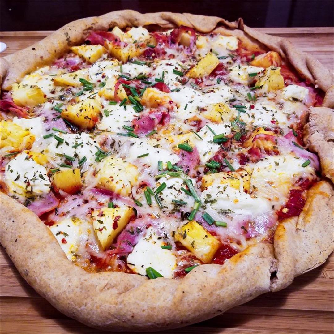 Red Pepper Hawaiian Pizza with Chives