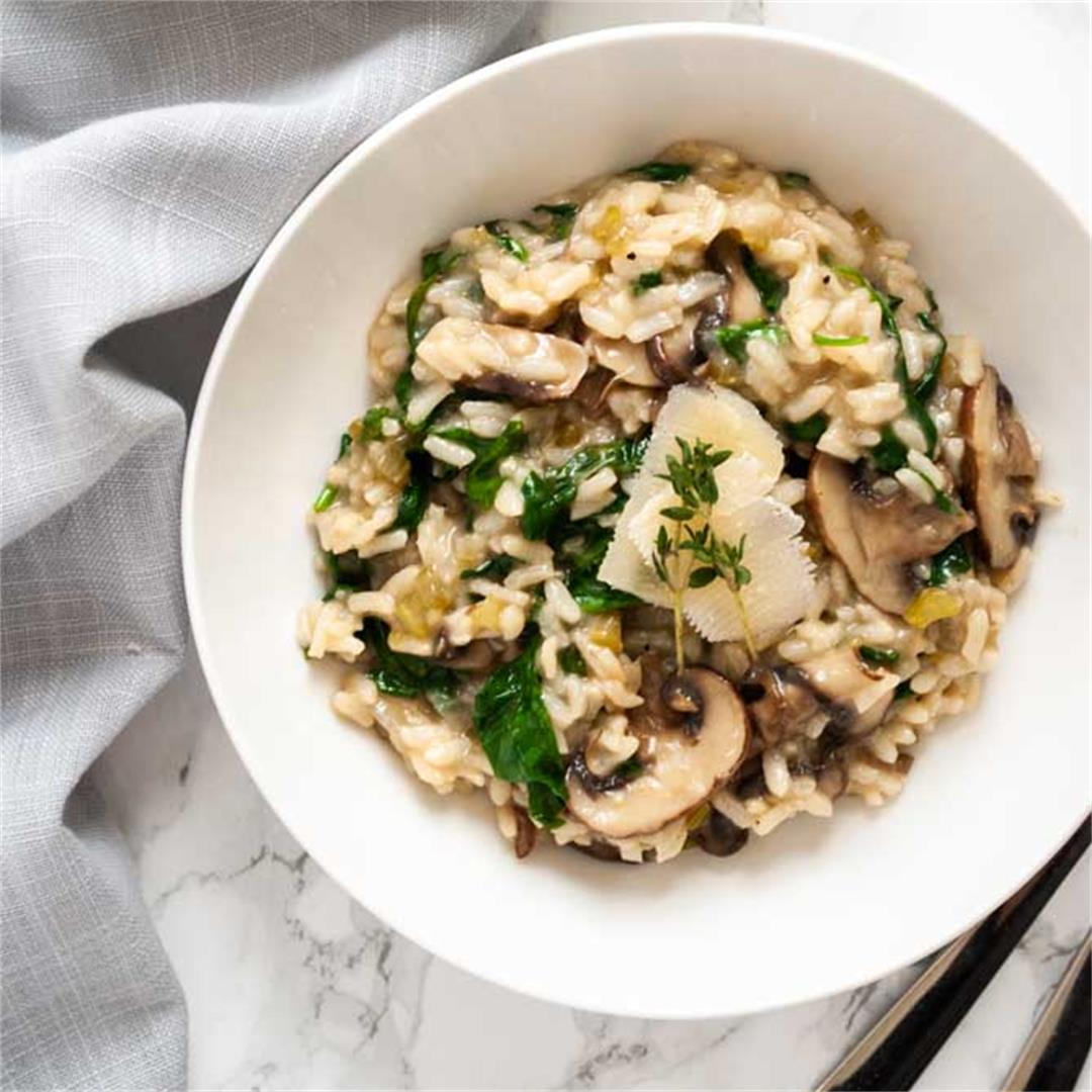 Mushroom and Spinach Risotto { Instant Pot }