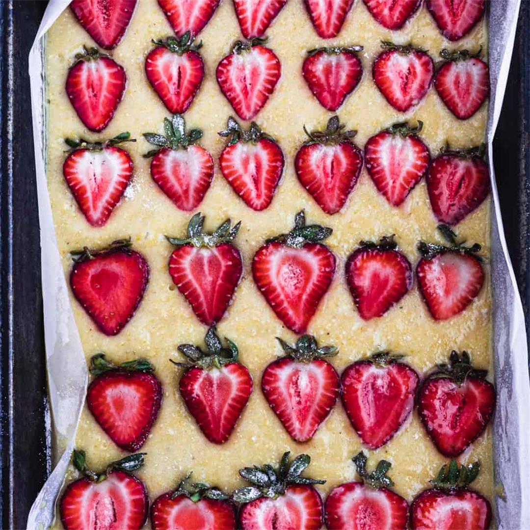 Strawberry Snack Cake