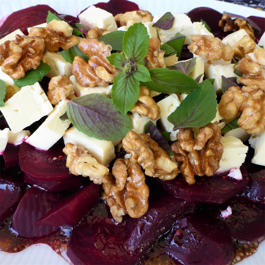 Best beetroot salad with feta andsugar roasted walnuts