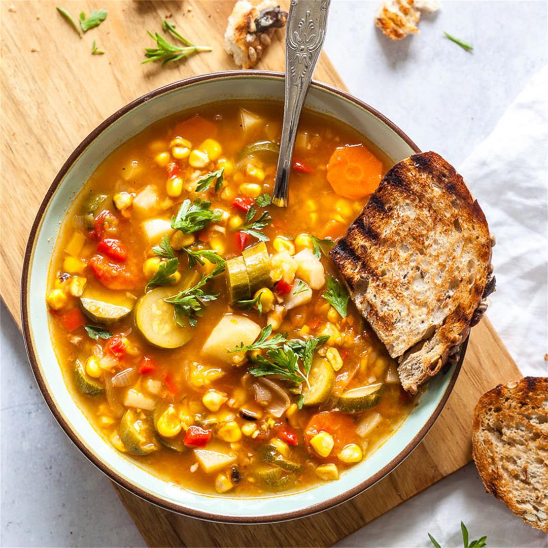 Vegan Roasted Corn and Pepper Soup
