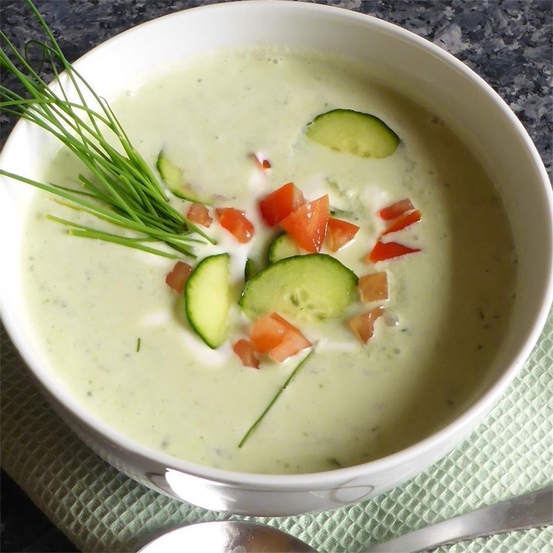 Cold cucumber soup with sour cream, yogurt and chives