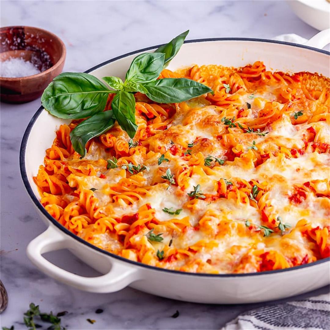Cheesy Pasta Bake with Roasted Pepper Sauce • The Cook Report