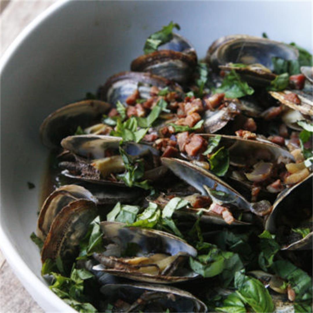 Steamed Clams with White Wine, Pancetta and Basil