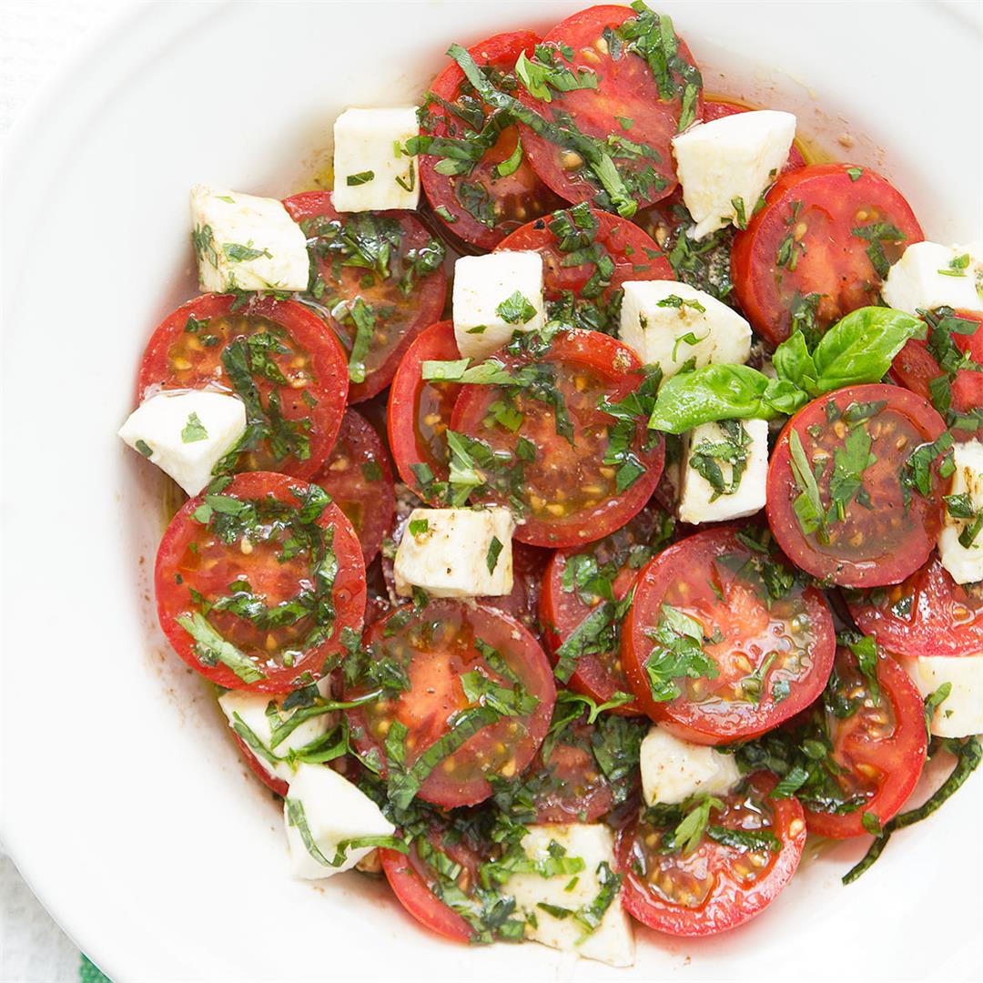 The best marinated tomato salad