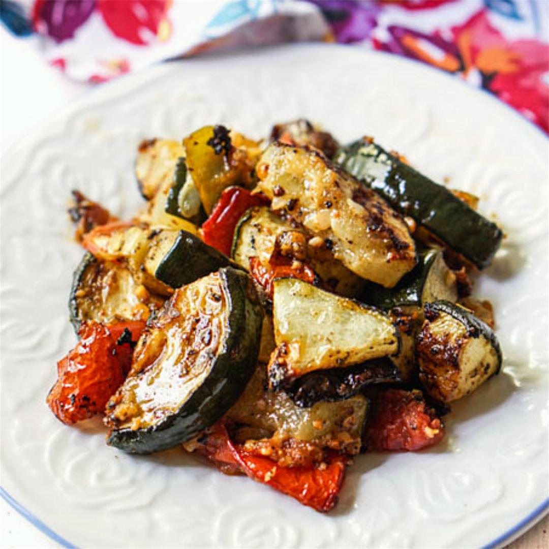 Roasted Zucchini and Tomatoes - Easy Low Carb Side Dish