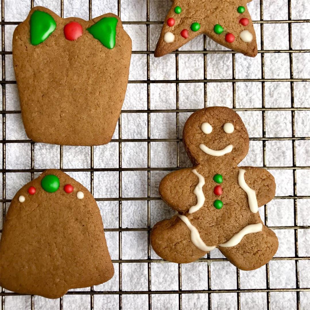 Vegan Gingerbread Cookies With Royal Icing