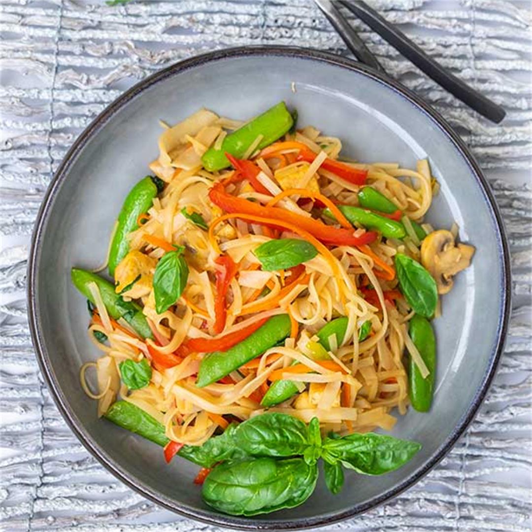Gluten-Free Saucy Thai Noodles