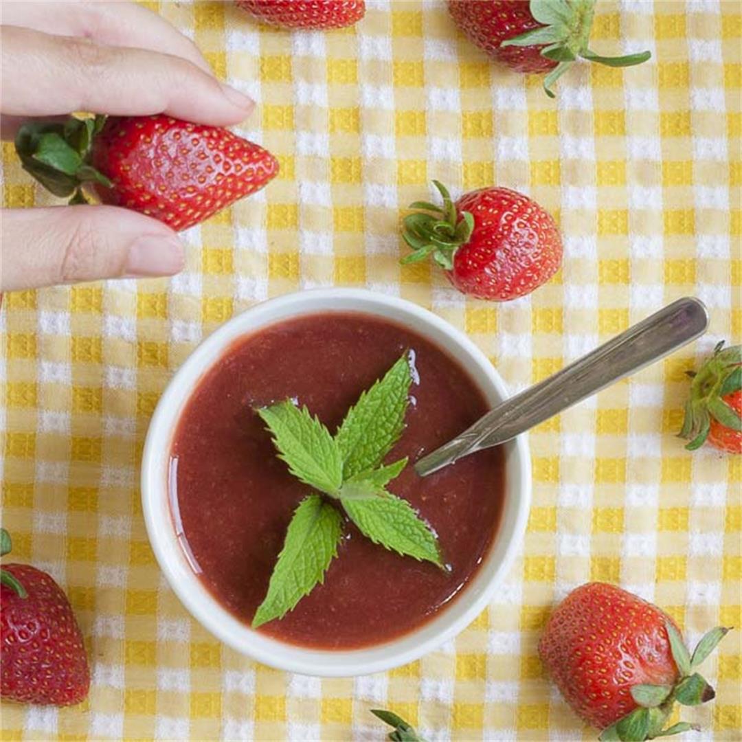 Strawberry Puree for Topping (INCL. 15+ recipe ideas)